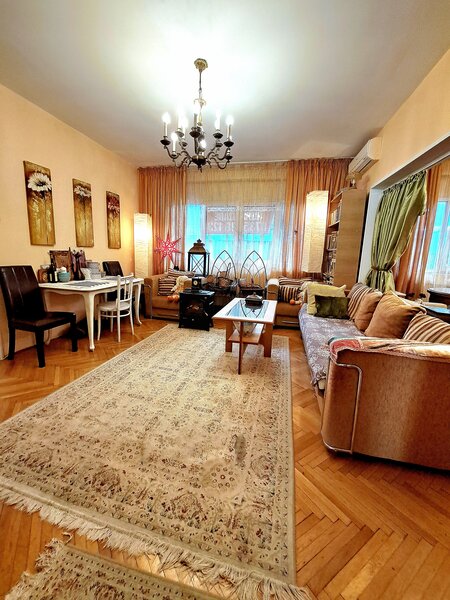 Piata Romana, Dacia, Eminescu, Parc Ioanid, Icoanei, metrou, proprietar